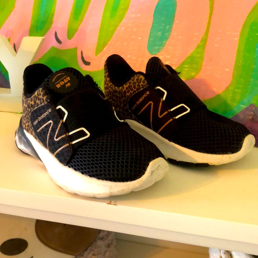 New Balance Freeh Foam ROAV size 6 leopard print tennis shoes brand new